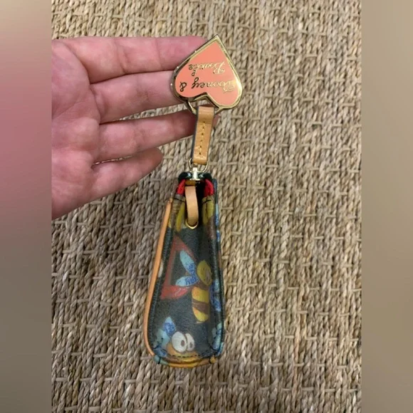 Y2K VINTAGE DOONEY & BOURKE BUMBLE BEE MINI SMALL WALLET - Picture 5 of 13